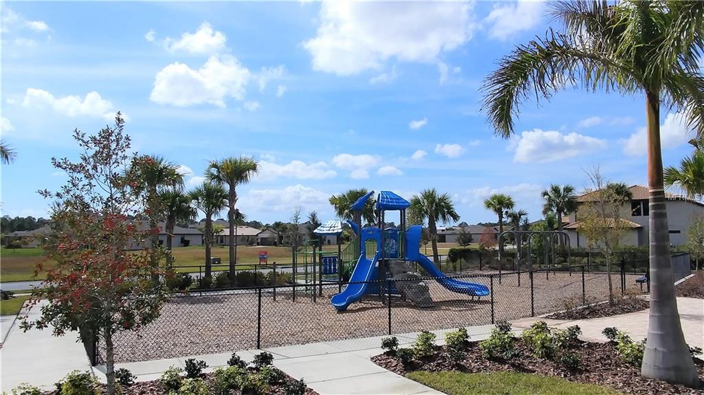 2753 SHERMAN OAK DRIVE, NORTH PORT, Florida 34289, 3 Bedrooms Bedrooms, 5 Rooms Rooms,2 BathroomsBathrooms,Residential,For sale,SHERMAN OAK,D5922977