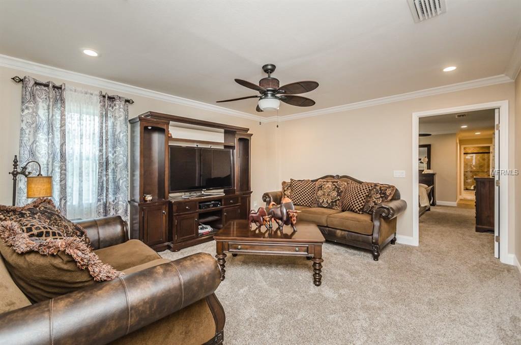 3106 MORAN ROAD, TAMPA, Florida 33618, 3 Bedrooms Bedrooms, 8 Rooms Rooms,3 BathroomsBathrooms,Residential,For sale,MORAN,T2928174