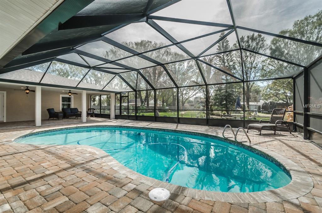 3106 MORAN ROAD, TAMPA, Florida 33618, 3 Bedrooms Bedrooms, 8 Rooms Rooms,3 BathroomsBathrooms,Residential,For sale,MORAN,T2928174