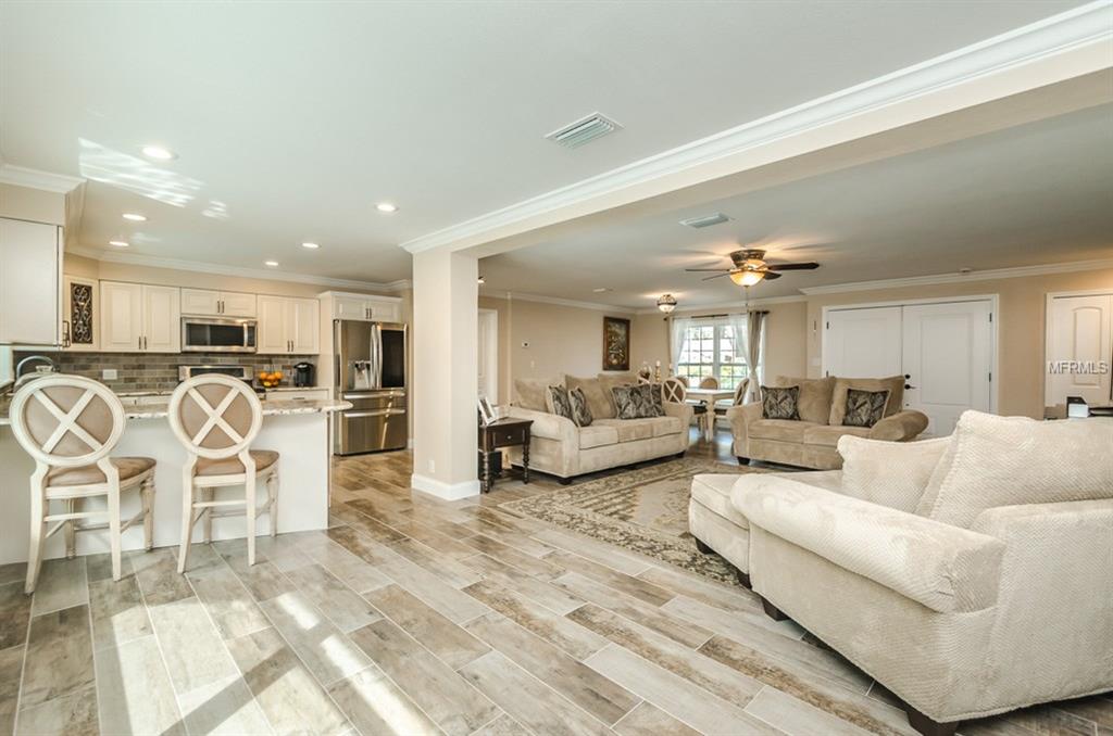 3106 MORAN ROAD, TAMPA, Florida 33618, 3 Bedrooms Bedrooms, 8 Rooms Rooms,3 BathroomsBathrooms,Residential,For sale,MORAN,T2928174