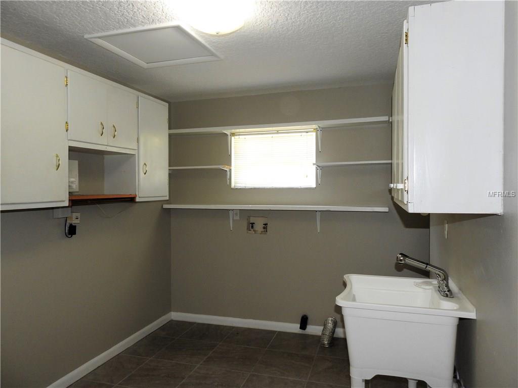 742 N WESTMORELAND DRIVE, ORLANDO, Florida 32804, 3 Bedrooms Bedrooms, 7 Rooms Rooms,2 BathroomsBathrooms,Residential,For sale,WESTMORELAND,O5529151