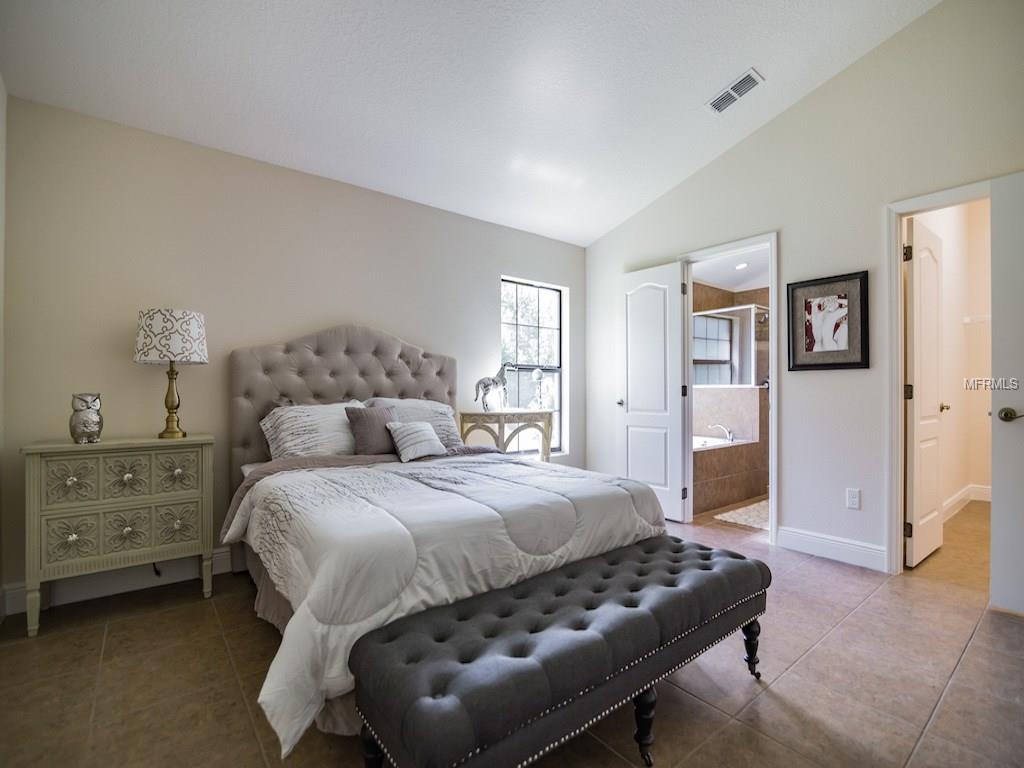 407 METZ LANE, KISSIMMEE, Florida 34759, 4 Bedrooms Bedrooms, 8 Rooms Rooms,2 BathroomsBathrooms,Residential,For sale,METZ,O5544756