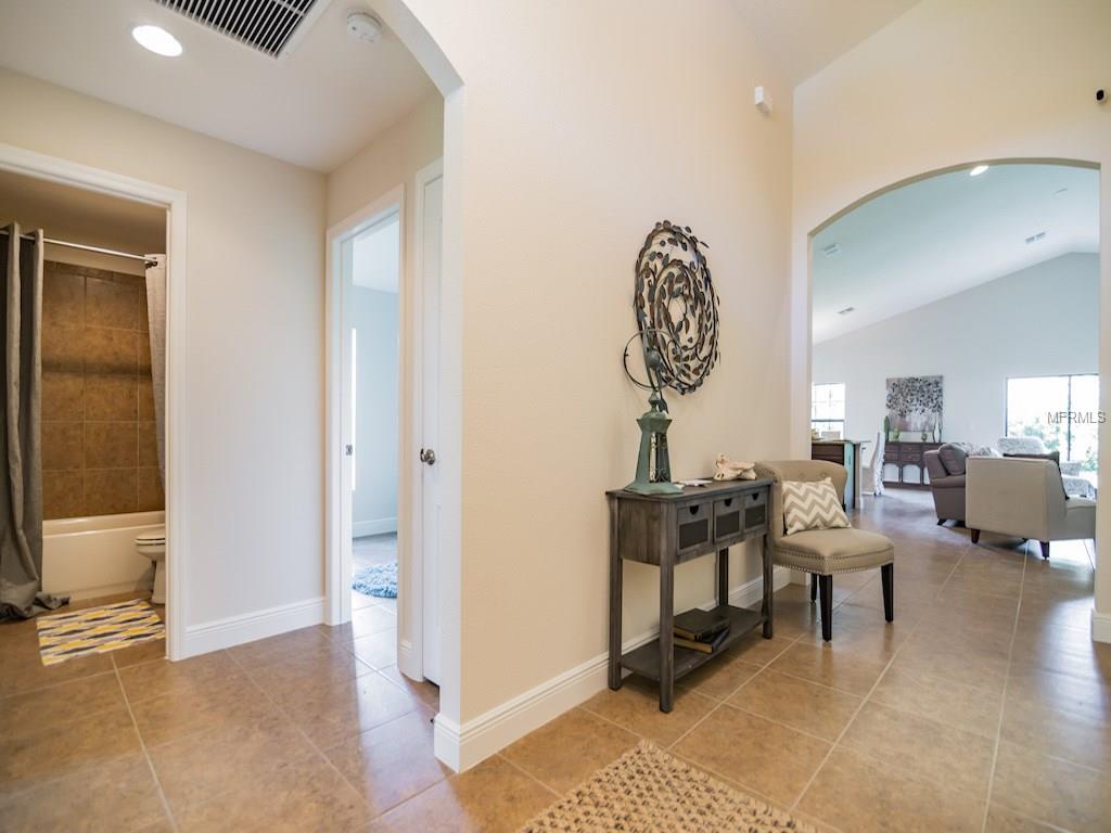 407 METZ LANE, KISSIMMEE, Florida 34759, 4 Bedrooms Bedrooms, 8 Rooms Rooms,2 BathroomsBathrooms,Residential,For sale,METZ,O5544756