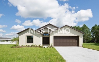 407 METZ LANE, KISSIMMEE, Florida 34759, 4 Bedrooms Bedrooms, 8 Rooms Rooms,2 BathroomsBathrooms,Residential,For sale,METZ,O5544756