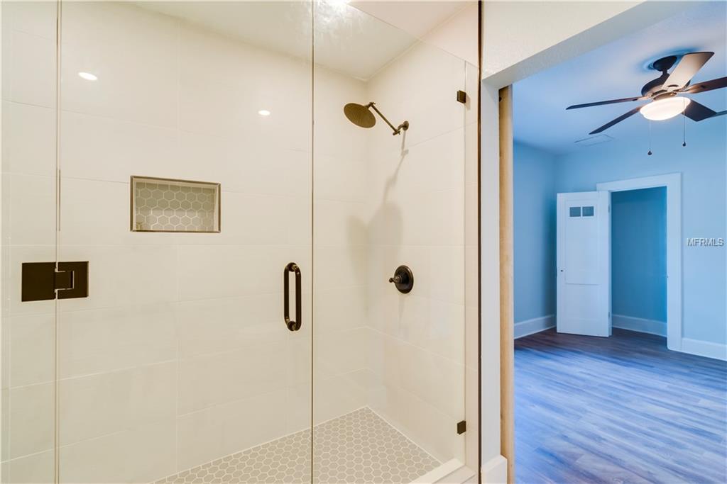 4347 9TH AVENUE N, ST PETERSBURG, Florida 33713, 3 Bedrooms Bedrooms, 5 Rooms Rooms,2 BathroomsBathrooms,Residential,For sale,9TH,O5549759