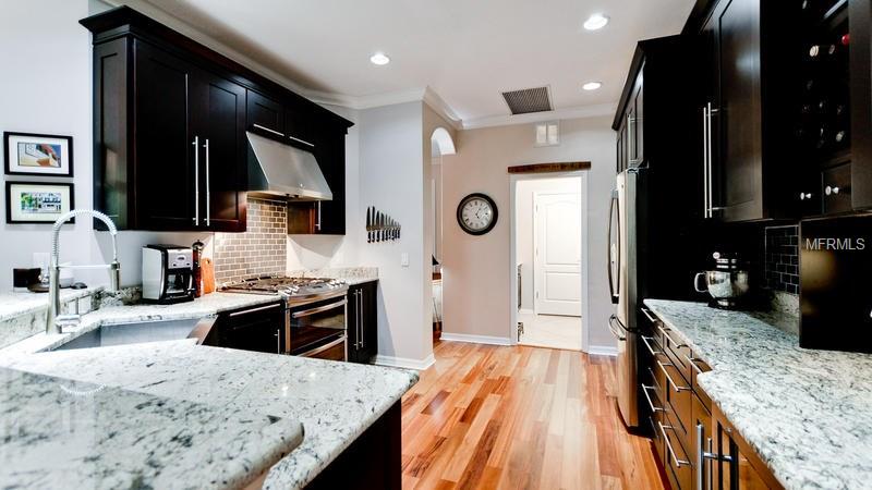 13811 NIGHTHAWK TERRACE, LAKEWOOD RANCH, Florida 34202, 4 Bedrooms Bedrooms, 9 Rooms Rooms,3 BathroomsBathrooms,Residential,For sale,NIGHTHAWK,A4204337