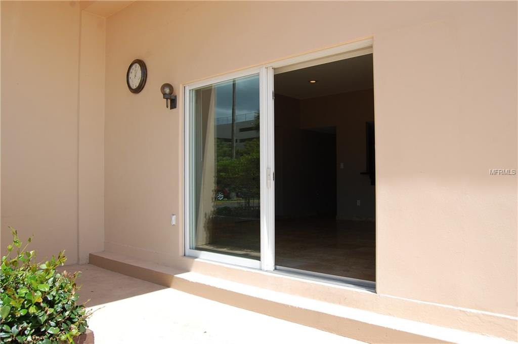 2401 BAYSHORE BOULEVARD, TAMPA, Florida 33629, 2 Bedrooms Bedrooms, 4 Rooms Rooms,2 BathroomsBathrooms,Residential,For sale,BAYSHORE,T2926023