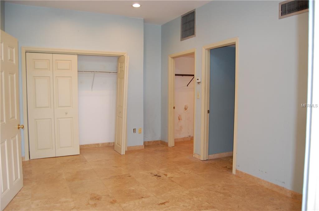 2401 BAYSHORE BOULEVARD, TAMPA, Florida 33629, 2 Bedrooms Bedrooms, 4 Rooms Rooms,2 BathroomsBathrooms,Residential,For sale,BAYSHORE,T2926023