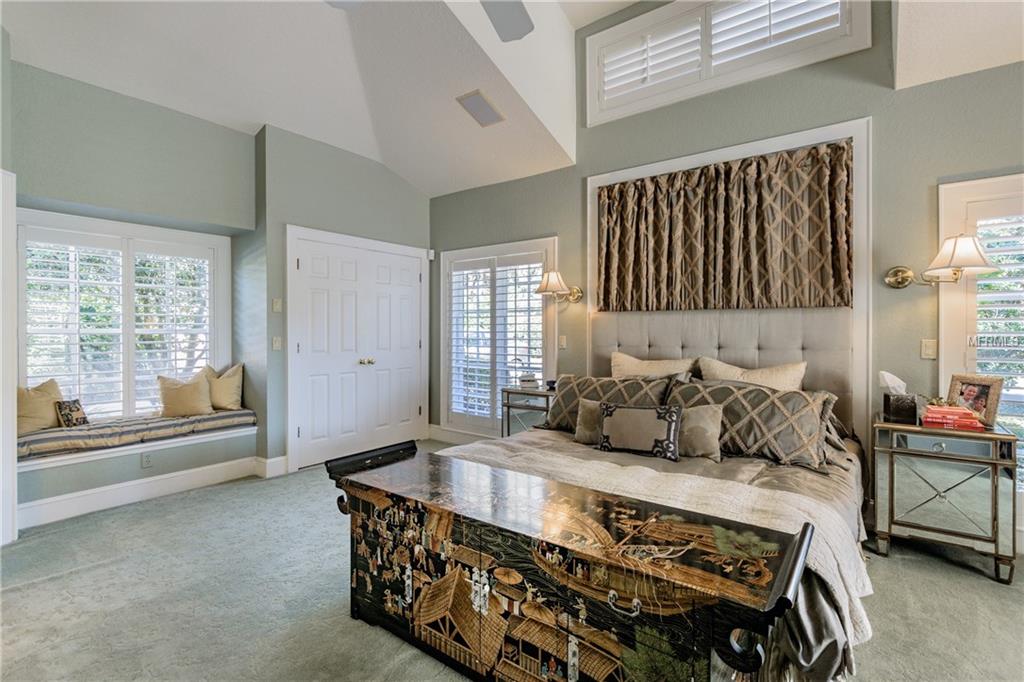 124 TANGELO COURT, MAITLAND, Florida 32751, 4 Bedrooms Bedrooms, 9 Rooms Rooms,3 BathroomsBathrooms,Residential,For sale,TANGELO,O5560016