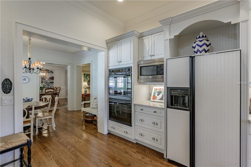 124 TANGELO COURT, MAITLAND, Florida 32751, 4 Bedrooms Bedrooms, 9 Rooms Rooms,3 BathroomsBathrooms,Residential,For sale,TANGELO,O5560016