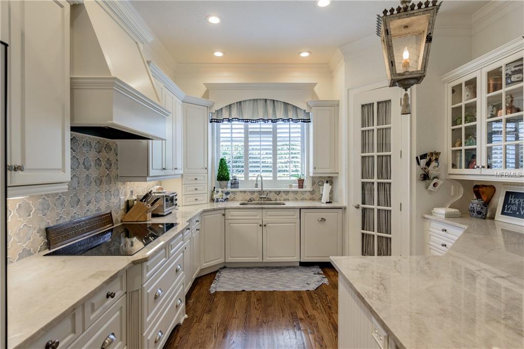 124 TANGELO COURT, MAITLAND, Florida 32751, 4 Bedrooms Bedrooms, 9 Rooms Rooms,3 BathroomsBathrooms,Residential,For sale,TANGELO,O5560016