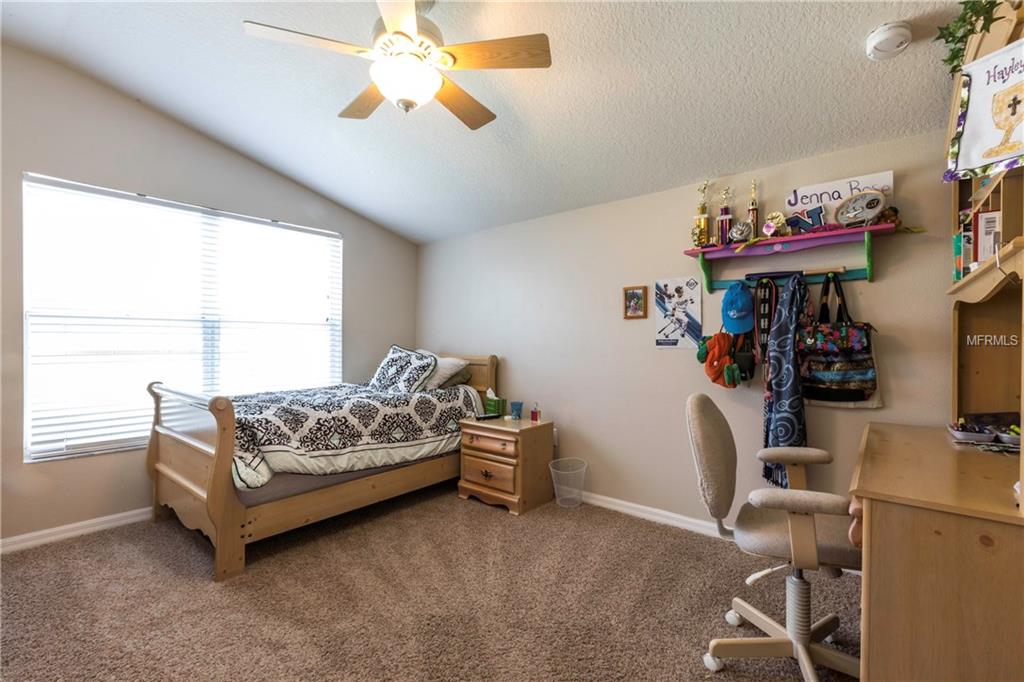 6230 GANNETDALE DRIVE, LITHIA, Florida 33547, 4 Bedrooms Bedrooms, 9 Rooms Rooms,2 BathroomsBathrooms,Residential,For sale,GANNETDALE,T2927005