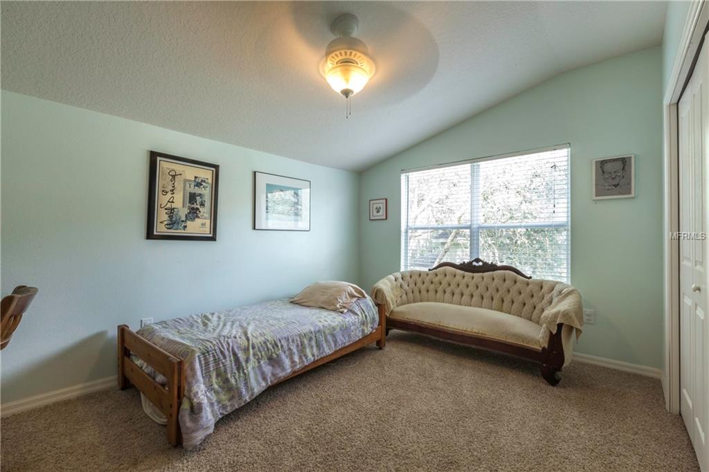 6230 GANNETDALE DRIVE, LITHIA, Florida 33547, 4 Bedrooms Bedrooms, 9 Rooms Rooms,2 BathroomsBathrooms,Residential,For sale,GANNETDALE,T2927005