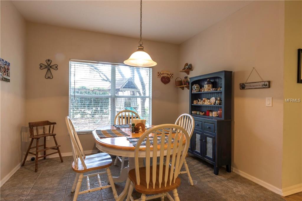 6230 GANNETDALE DRIVE, LITHIA, Florida 33547, 4 Bedrooms Bedrooms, 9 Rooms Rooms,2 BathroomsBathrooms,Residential,For sale,GANNETDALE,T2927005