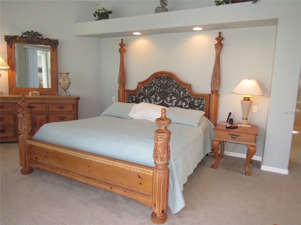 2155 CALUSA LAKES BOULEVARD, NOKOMIS, Florida 34275, 3 Bedrooms Bedrooms, 9 Rooms Rooms,3 BathroomsBathrooms,Residential,For sale,CALUSA LAKES,A4209605