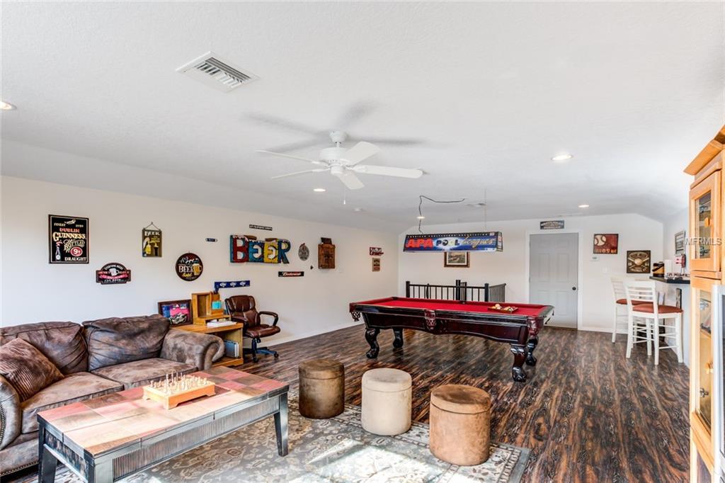 18200 LAKE GIBSON LANE, UMATILLA, Florida 32784, 4 Bedrooms Bedrooms, 10 Rooms Rooms,3 BathroomsBathrooms,Residential,For sale,LAKE GIBSON,G4852708