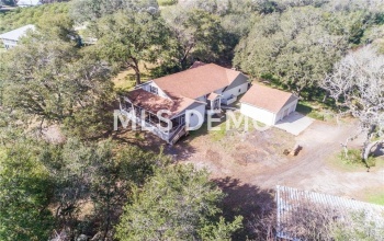 18200 LAKE GIBSON LANE, UMATILLA, Florida 32784, 4 Bedrooms Bedrooms, 10 Rooms Rooms,3 BathroomsBathrooms,Residential,For sale,LAKE GIBSON,G4852708