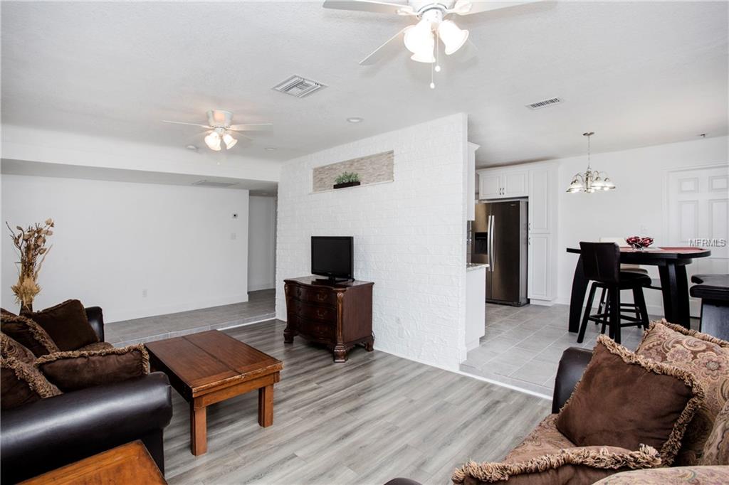 10344 TANGELO ROAD, SEMINOLE, Florida 33772, 3 Bedrooms Bedrooms, 4 Rooms Rooms,2 BathroomsBathrooms,Residential,For sale,TANGELO,U7847374