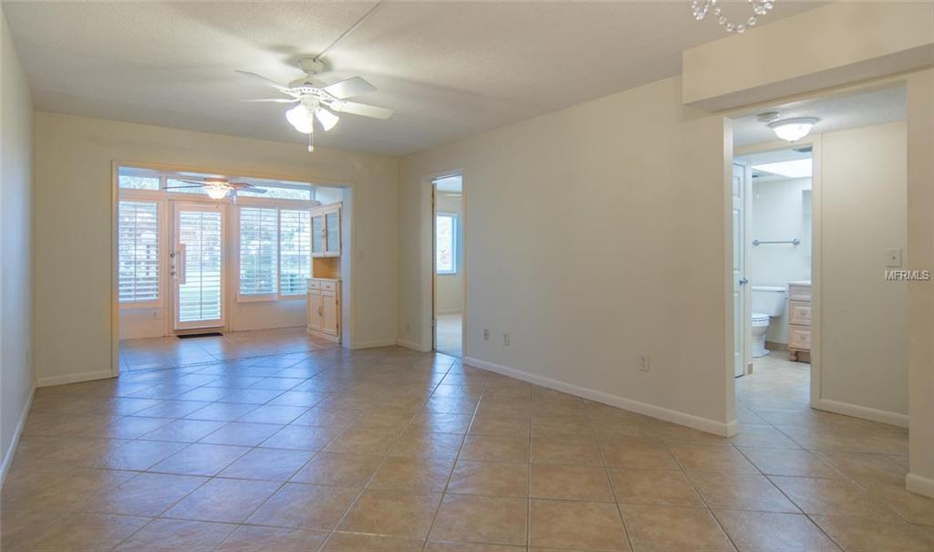 4540 OVERLOOK DRIVE NE, ST PETERSBURG, Florida 33703, 2 Bedrooms Bedrooms, 5 Rooms Rooms,1 BathroomBathrooms,Residential,For sale,OVERLOOK,U7847518