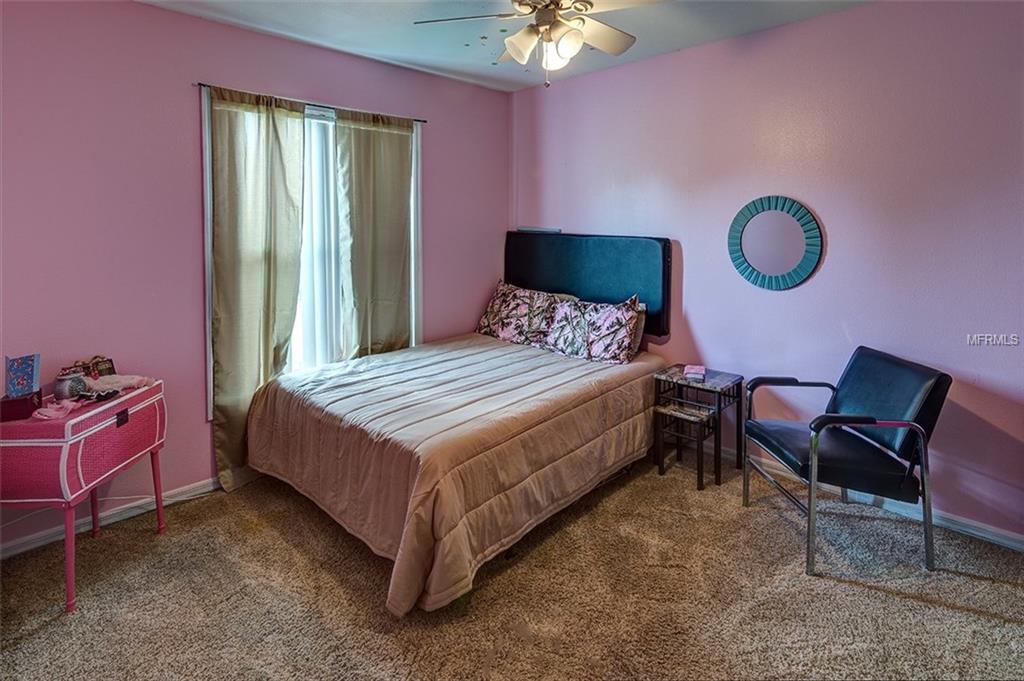 4516 PRO COURT E, BRADENTON, Florida 34203, 4 Bedrooms Bedrooms, 9 Rooms Rooms,2 BathroomsBathrooms,Residential,For sale,PRO,A4210094