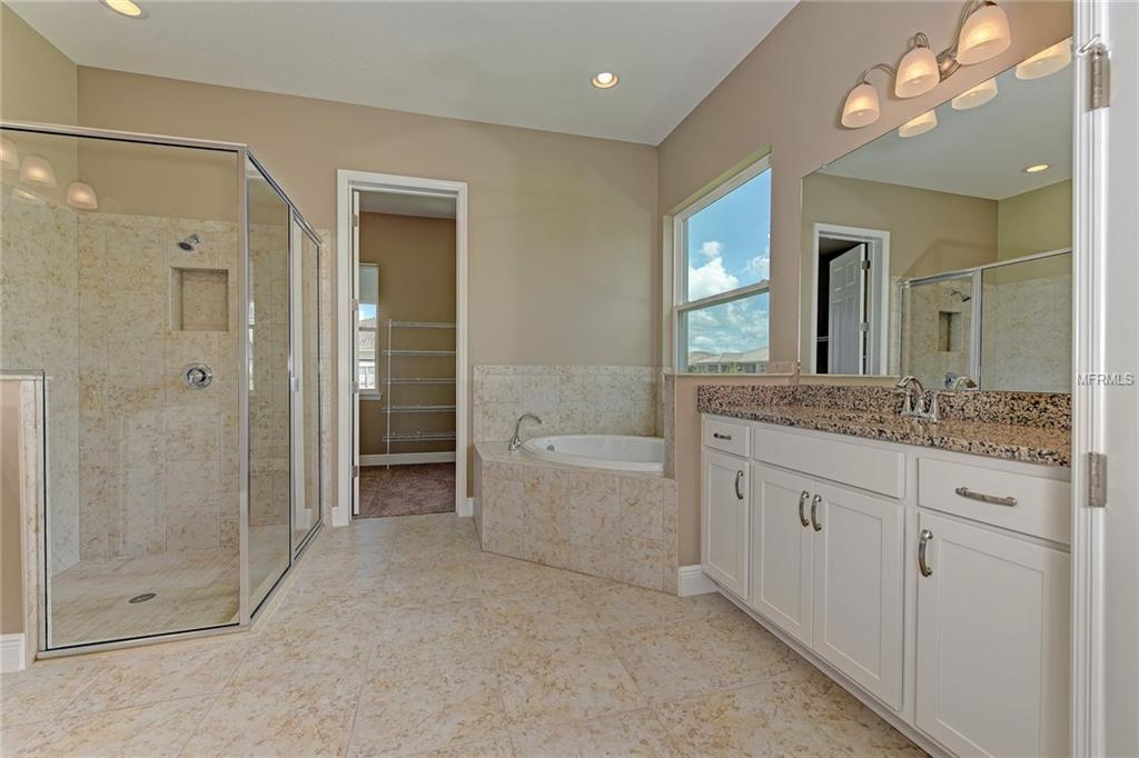 16506 7TH AVENUE E, BRADENTON, Florida 34212, 4 Bedrooms Bedrooms, 8 Rooms Rooms,3 BathroomsBathrooms,Residential,For sale,7TH,A4193575