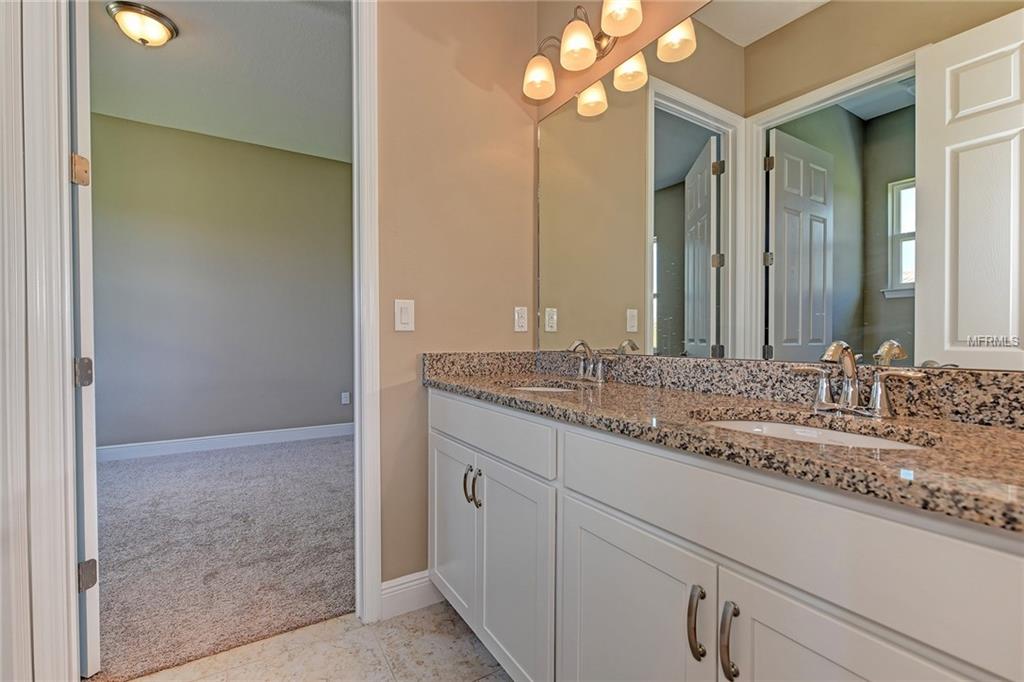 16506 7TH AVENUE E, BRADENTON, Florida 34212, 4 Bedrooms Bedrooms, 8 Rooms Rooms,3 BathroomsBathrooms,Residential,For sale,7TH,A4193575