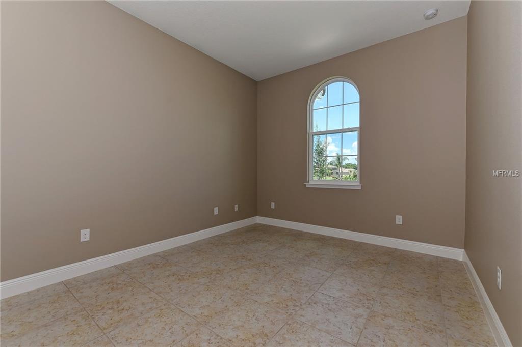 16506 7TH AVENUE E, BRADENTON, Florida 34212, 4 Bedrooms Bedrooms, 8 Rooms Rooms,3 BathroomsBathrooms,Residential,For sale,7TH,A4193575