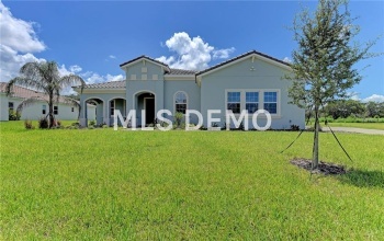 16506 7TH AVENUE E, BRADENTON, Florida 34212, 4 Bedrooms Bedrooms, 8 Rooms Rooms,3 BathroomsBathrooms,Residential,For sale,7TH,A4193575