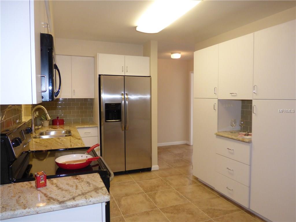 9925 47TH AVENUE N, ST PETERSBURG, Florida 33708, 3 Bedrooms Bedrooms, 7 Rooms Rooms,2 BathroomsBathrooms,Residential,For sale,47TH,U7844598