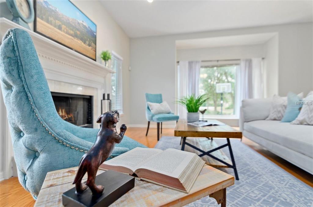 7133 WOODED VILLAGE LANE, ORLANDO, Florida 32835, 5 Bedrooms Bedrooms, 8 Rooms Rooms,3 BathroomsBathrooms,Residential,For sale,WOODED VILLAGE,O5557936