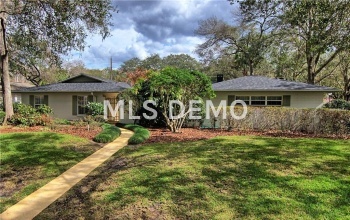 1110 ROLLINGWOOD TRAIL, MAITLAND, Florida 32751, 4 Bedrooms Bedrooms, 9 Rooms Rooms,2 BathroomsBathrooms,Residential,For sale,ROLLINGWOOD,O5558778