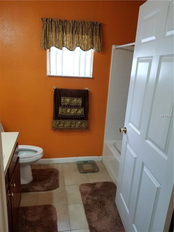 131 LAUREL RIDGE AVE, OCOEE, Florida 34761, 3 Bedrooms Bedrooms, 7 Rooms Rooms,2 BathroomsBathrooms,Residential,For sale,LAUREL RIDGE AVE,O5561588