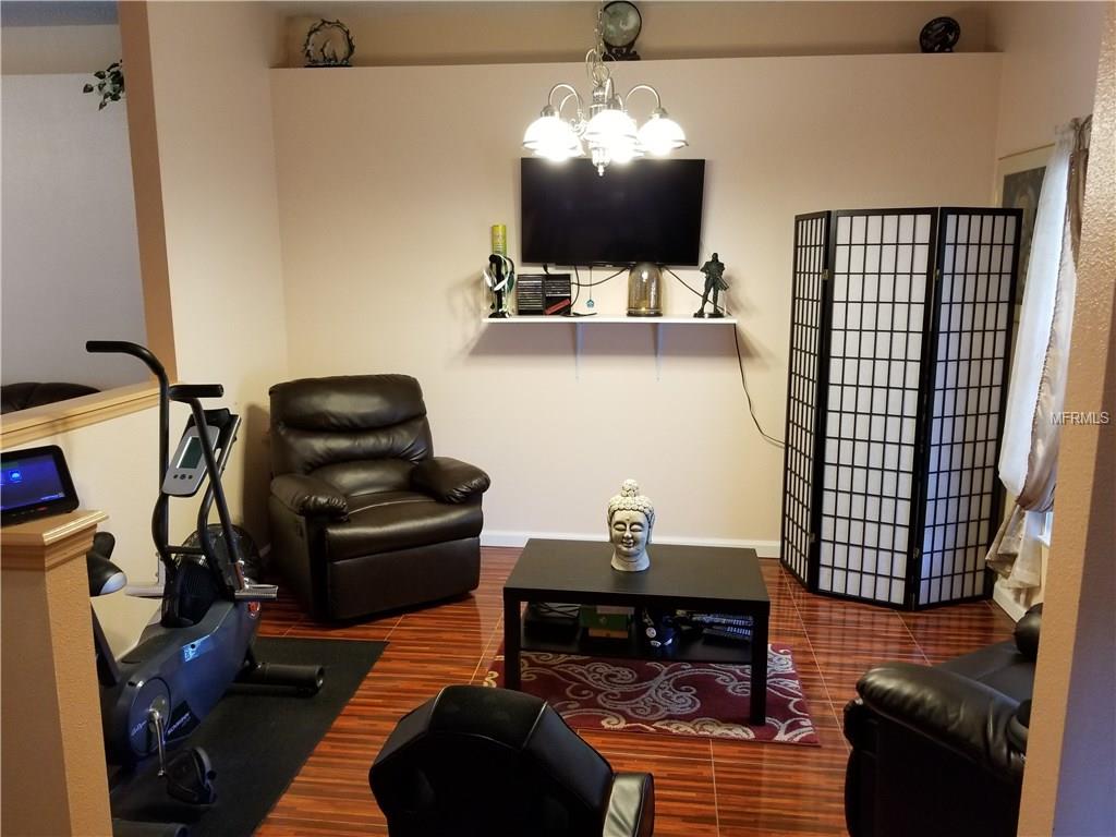 131 LAUREL RIDGE AVE, OCOEE, Florida 34761, 3 Bedrooms Bedrooms, 7 Rooms Rooms,2 BathroomsBathrooms,Residential,For sale,LAUREL RIDGE AVE,O5561588