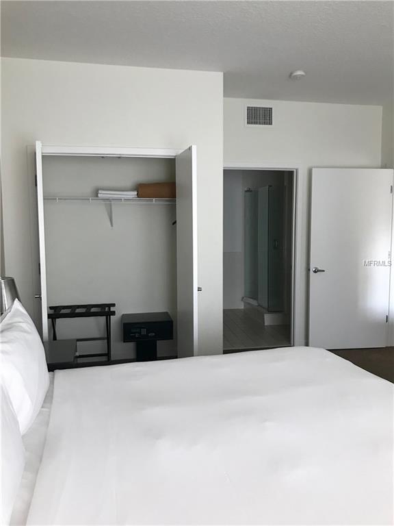 225 CELEBRATION PLACE 447, CELEBRATION, Florida 34747, 2 Bedrooms Bedrooms, 4 Rooms Rooms,2 BathroomsBathrooms,Residential,For sale,CELEBRATION PLACE 447,S4857062