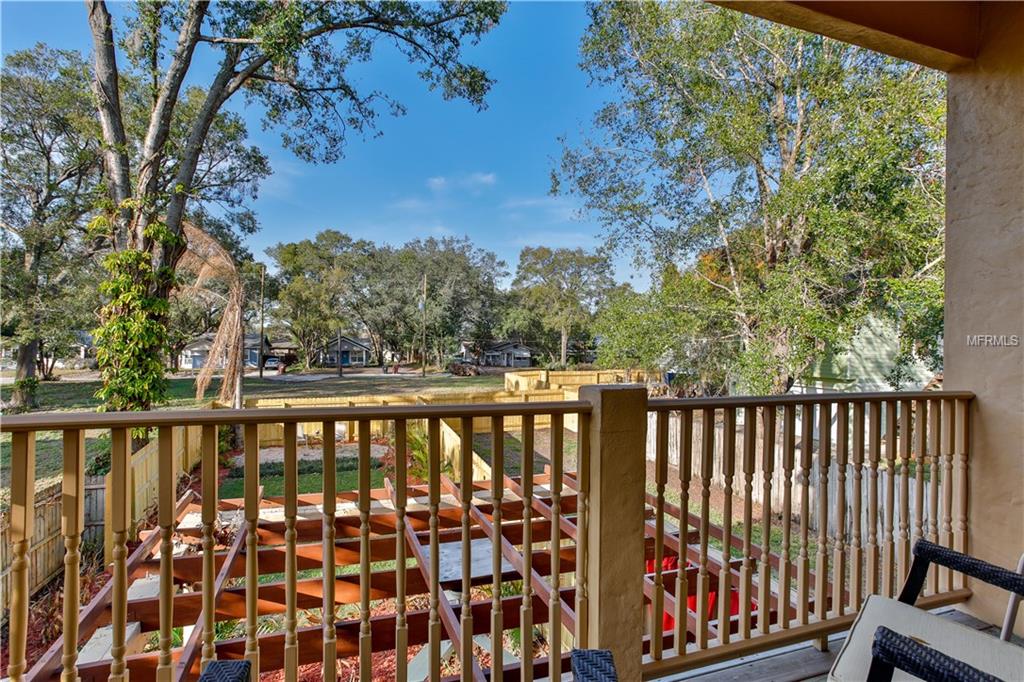 1401 CATHERINE STREET, ORLANDO, Florida 32801, 3 Bedrooms Bedrooms, 5 Rooms Rooms,2 BathroomsBathrooms,Residential,For sale,CATHERINE,O5561935