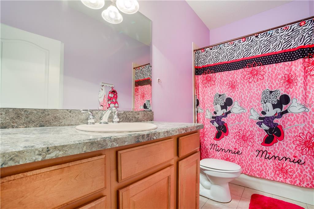 1401 CATHERINE STREET, ORLANDO, Florida 32801, 3 Bedrooms Bedrooms, 5 Rooms Rooms,2 BathroomsBathrooms,Residential,For sale,CATHERINE,O5561935