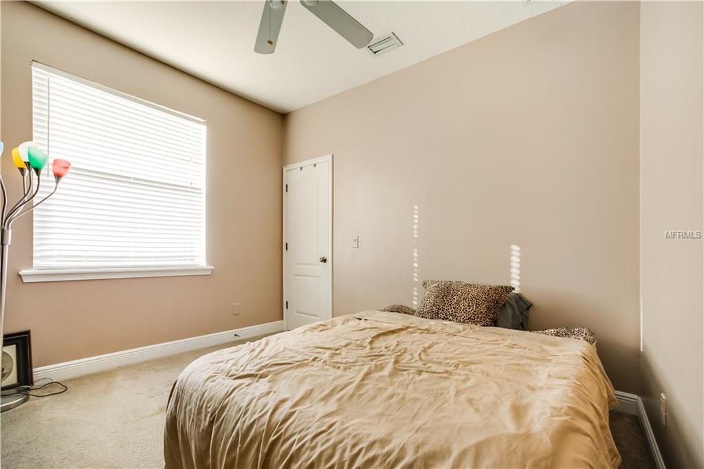 1401 CATHERINE STREET, ORLANDO, Florida 32801, 3 Bedrooms Bedrooms, 5 Rooms Rooms,2 BathroomsBathrooms,Residential,For sale,CATHERINE,O5561935