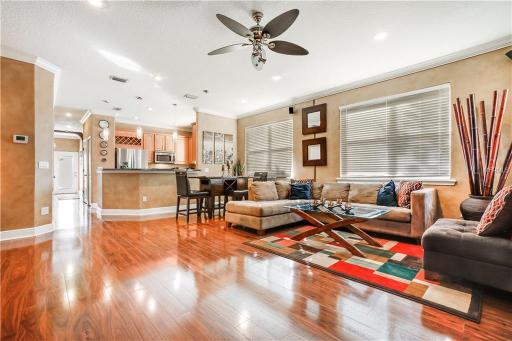 1401 CATHERINE STREET, ORLANDO, Florida 32801, 3 Bedrooms Bedrooms, 5 Rooms Rooms,2 BathroomsBathrooms,Residential,For sale,CATHERINE,O5561935