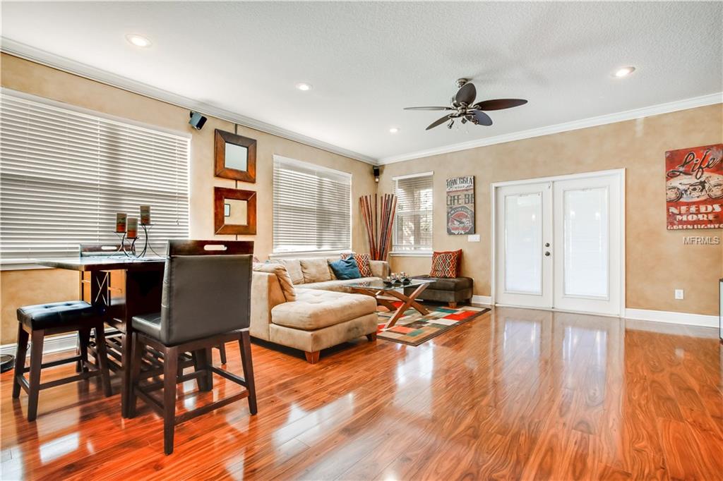 1401 CATHERINE STREET, ORLANDO, Florida 32801, 3 Bedrooms Bedrooms, 5 Rooms Rooms,2 BathroomsBathrooms,Residential,For sale,CATHERINE,O5561935