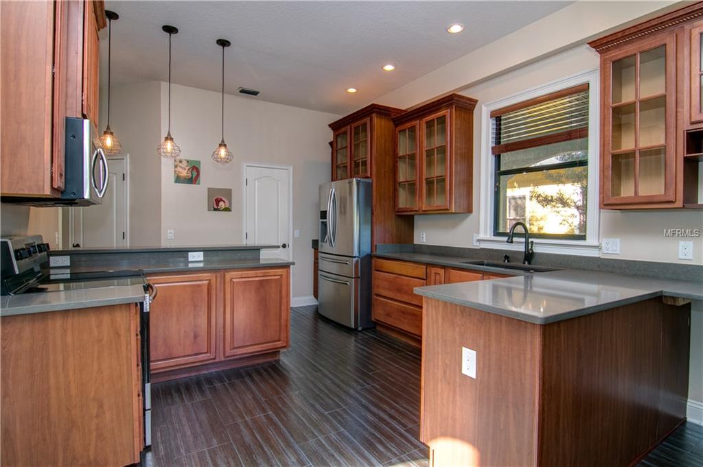 815 E PINE STREET, ORLANDO, Florida 32801, 4 Bedrooms Bedrooms, 8 Rooms Rooms,3 BathroomsBathrooms,Residential,For sale,PINE,O5511716