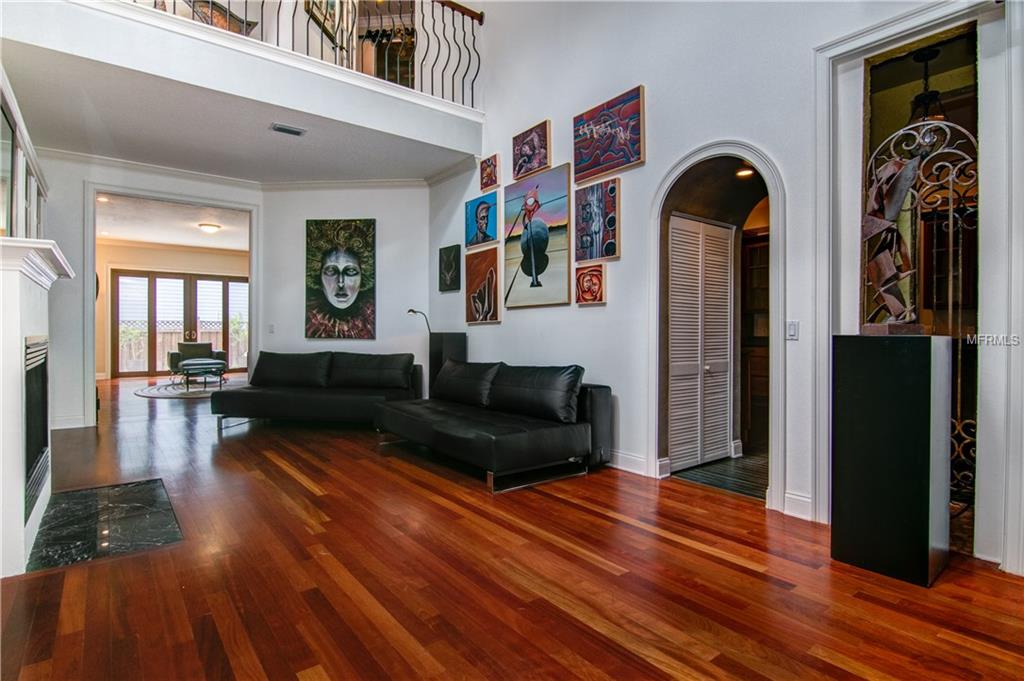 815 E PINE STREET, ORLANDO, Florida 32801, 4 Bedrooms Bedrooms, 8 Rooms Rooms,3 BathroomsBathrooms,Residential,For sale,PINE,O5511716
