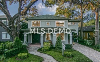 815 E PINE STREET, ORLANDO, Florida 32801, 4 Bedrooms Bedrooms, 8 Rooms Rooms,3 BathroomsBathrooms,Residential,For sale,PINE,O5511716