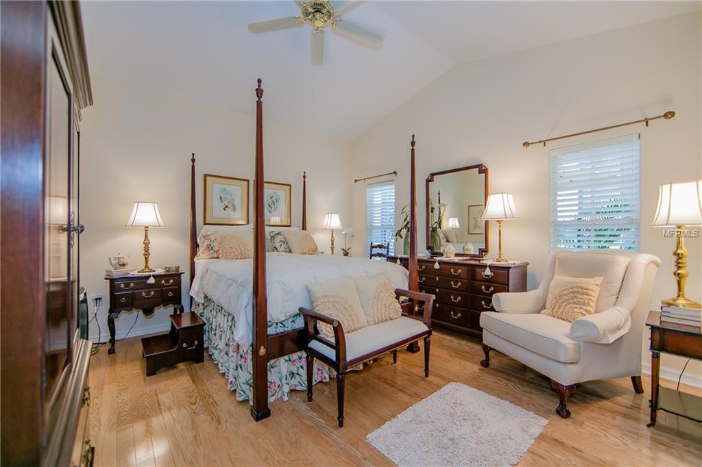 645 CUNNINGHAM DRIVE, DAVENPORT, Florida 33837, 3 Bedrooms Bedrooms, 10 Rooms Rooms,2 BathroomsBathrooms,Residential,For sale,CUNNINGHAM,S4850005