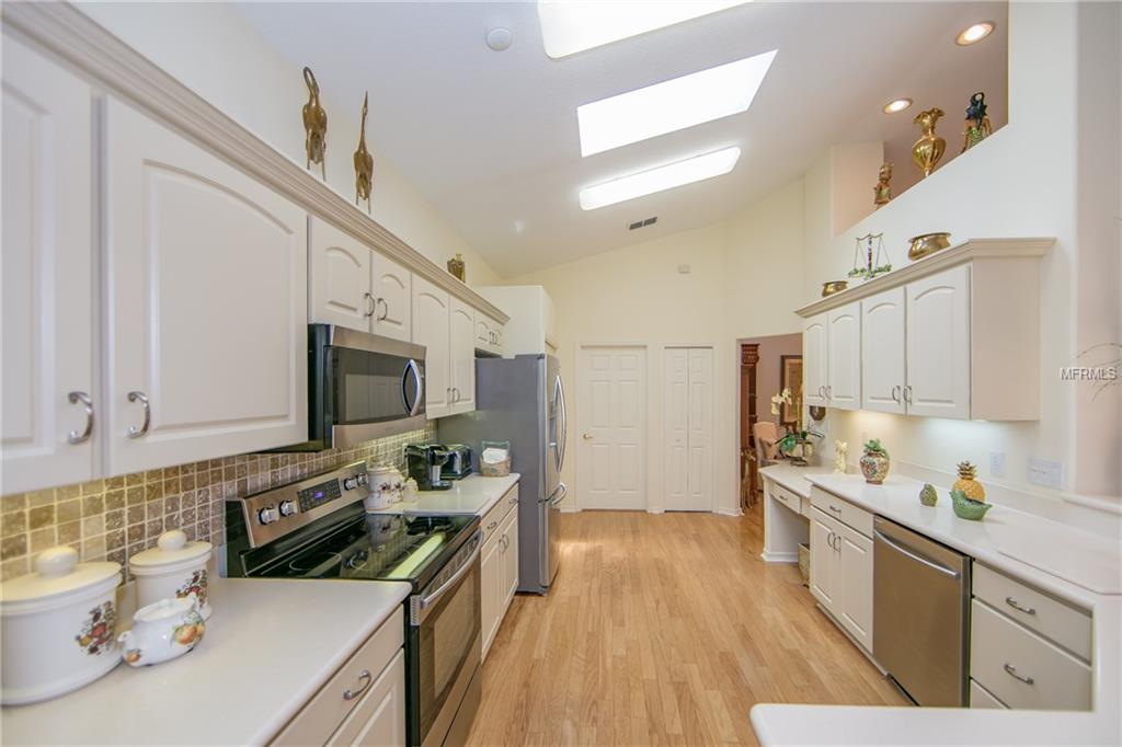 645 CUNNINGHAM DRIVE, DAVENPORT, Florida 33837, 3 Bedrooms Bedrooms, 10 Rooms Rooms,2 BathroomsBathrooms,Residential,For sale,CUNNINGHAM,S4850005