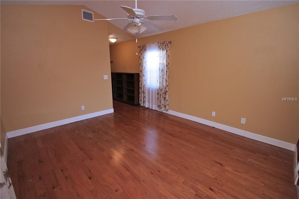 544 46TH AVENUE N, ST PETERSBURG, Florida 33703, 4 Bedrooms Bedrooms, 7 Rooms Rooms,2 BathroomsBathrooms,Residential,For sale,46TH,U7835032