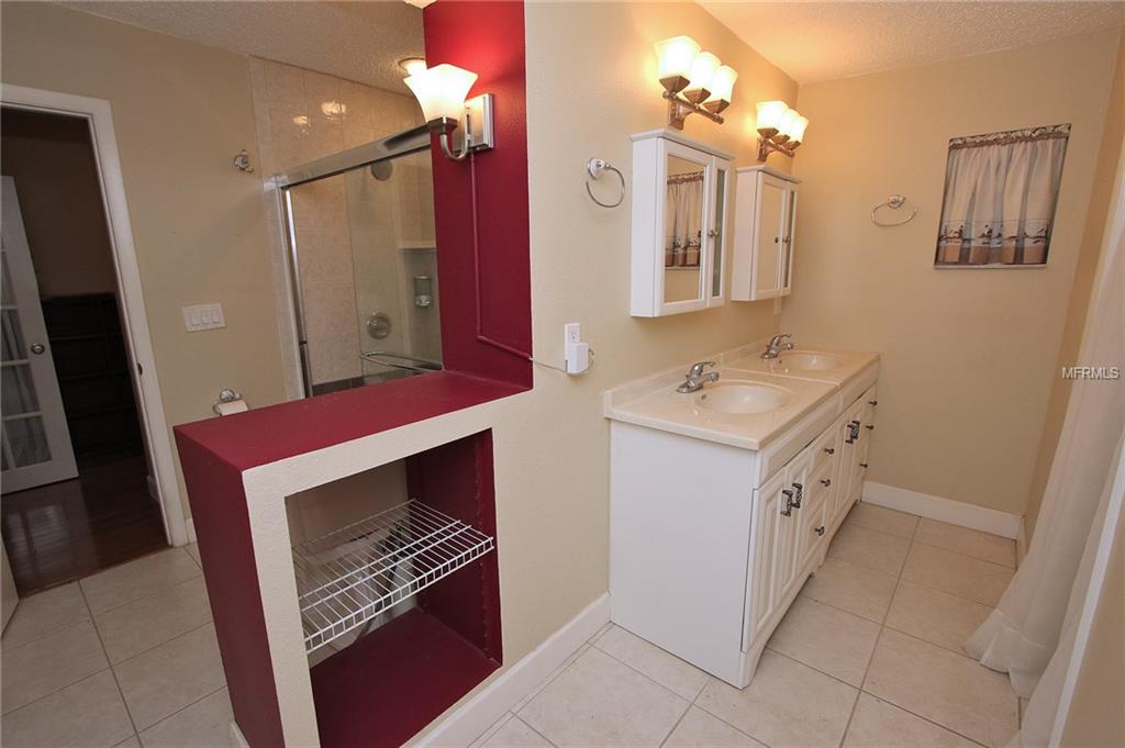 544 46TH AVENUE N, ST PETERSBURG, Florida 33703, 4 Bedrooms Bedrooms, 7 Rooms Rooms,2 BathroomsBathrooms,Residential,For sale,46TH,U7835032