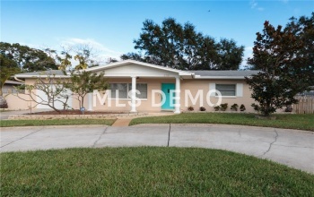3781 10TH STREET NE, ST PETERSBURG, Florida 33704, 2 Bedrooms Bedrooms, 6 Rooms Rooms,2 BathroomsBathrooms,Residential,For sale,10TH,U7838965