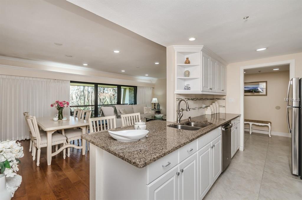 36750 US HIGHWAY 19 N, PALM HARBOR, Florida 34684, 2 Bedrooms Bedrooms, 4 Rooms Rooms,2 BathroomsBathrooms,Residential,For sale,US HIGHWAY 19,U7843206