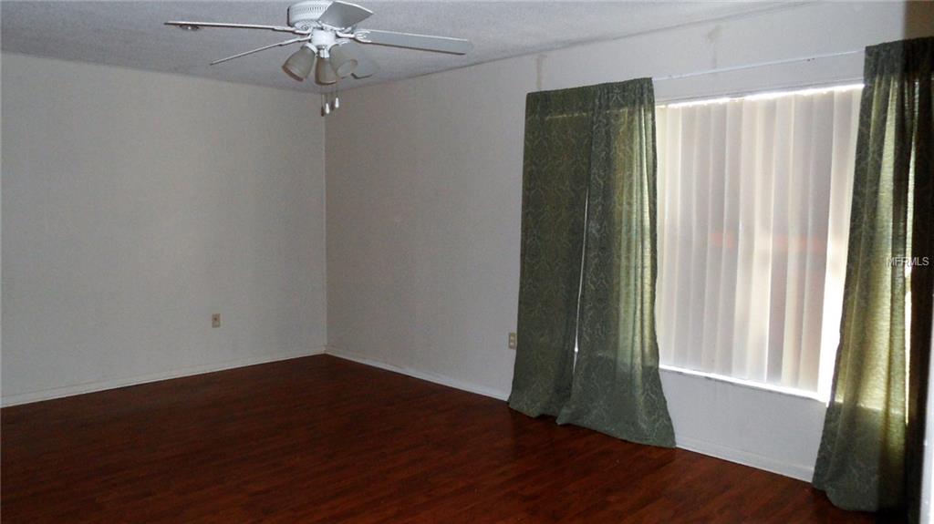 1935 HEWETT LANE, MAITLAND, Florida 32751, 3 Bedrooms Bedrooms, 9 Rooms Rooms,2 BathroomsBathrooms,Residential,For sale,HEWETT,O5557938