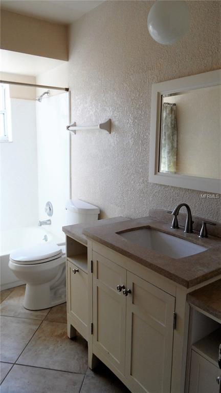 1935 HEWETT LANE, MAITLAND, Florida 32751, 3 Bedrooms Bedrooms, 9 Rooms Rooms,2 BathroomsBathrooms,Residential,For sale,HEWETT,O5557938